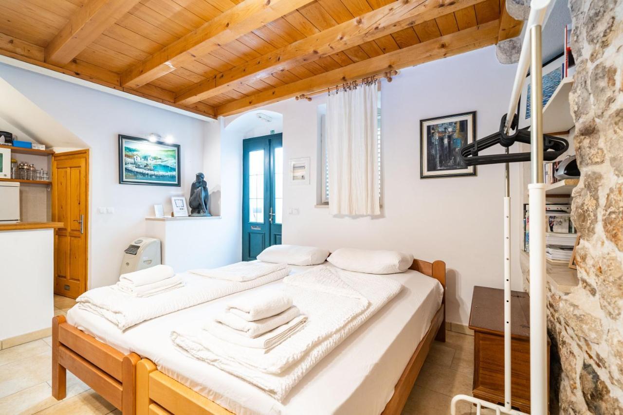 Studio Apartment Pupa Дубровник Екстер'єр фото